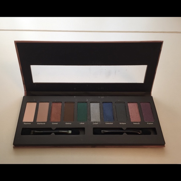 Ulta Beauty Other - ULTA Beauty eye shadows Palette & Applicators NEW